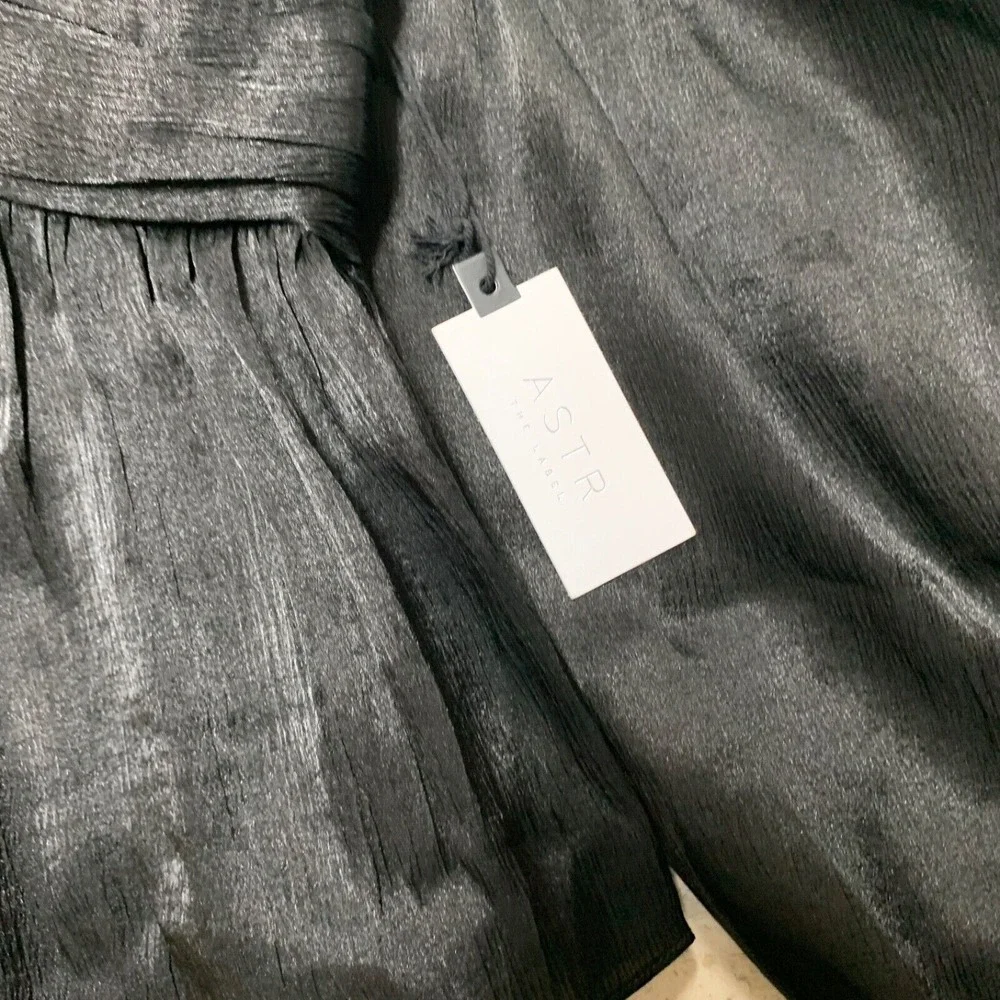 NWT ASTR The Label Sz Small IRENE Black Shine Babydoll‎ Top Smocked Back Ruffle